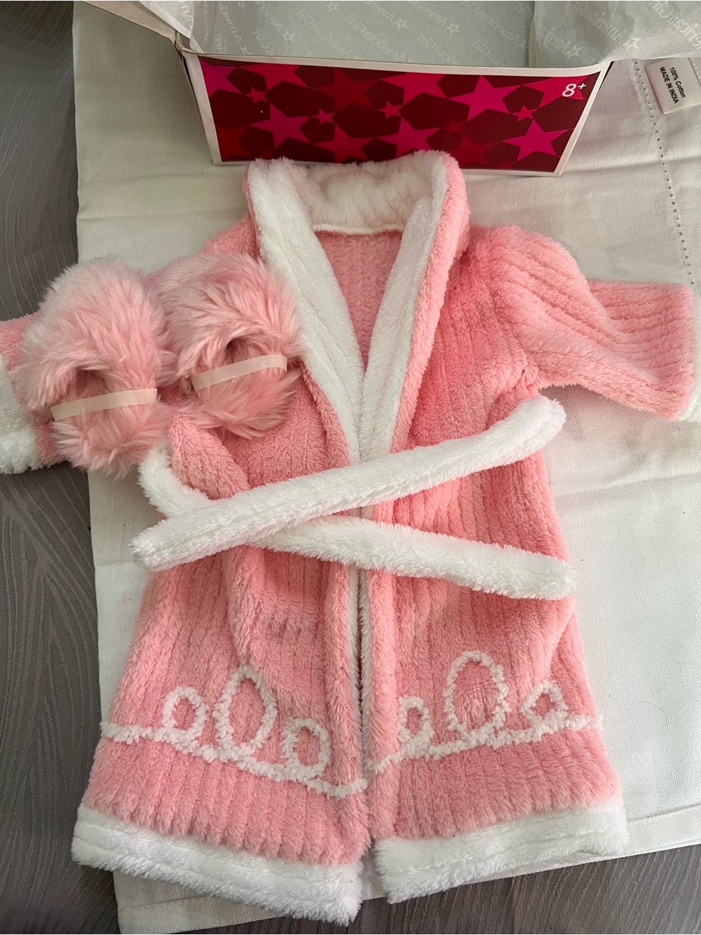 American Girl Emily’s Robe & Slippers Set NIB Pink Plush Retired F5176-AF1A